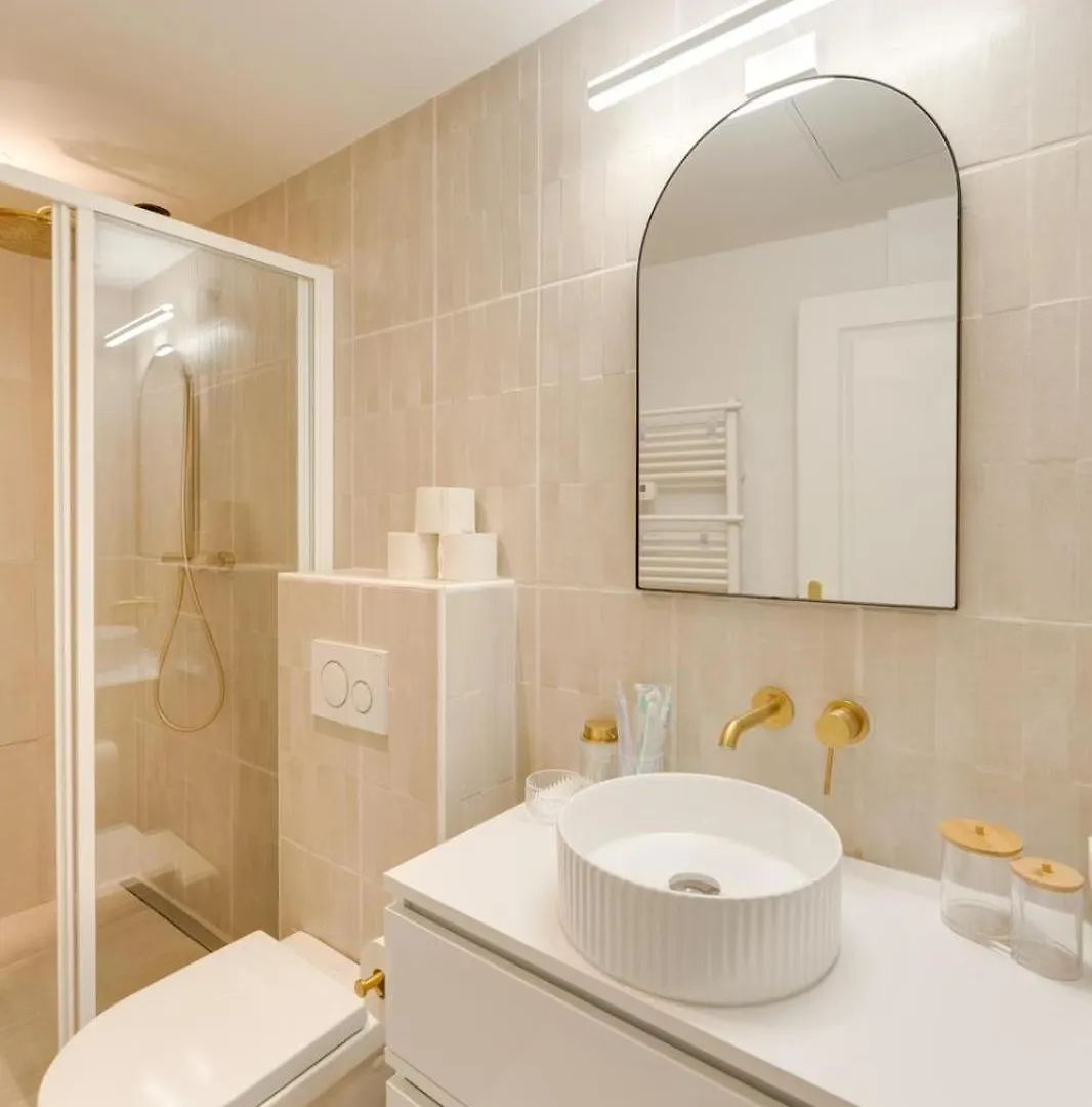 Opera Hypercenter, & 3 Bedrooms 6 People * Paris